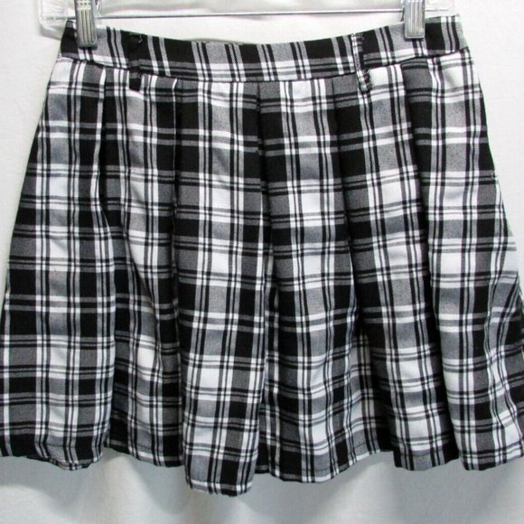 Hot Topic black and white plaid skirt small - Picture 3 of 7